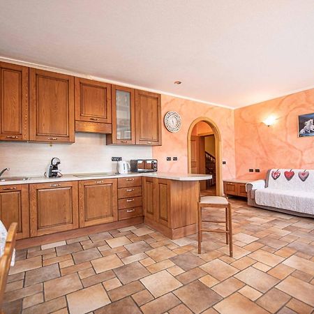 Family House Amalia Myholidaylivigno Exterior photo