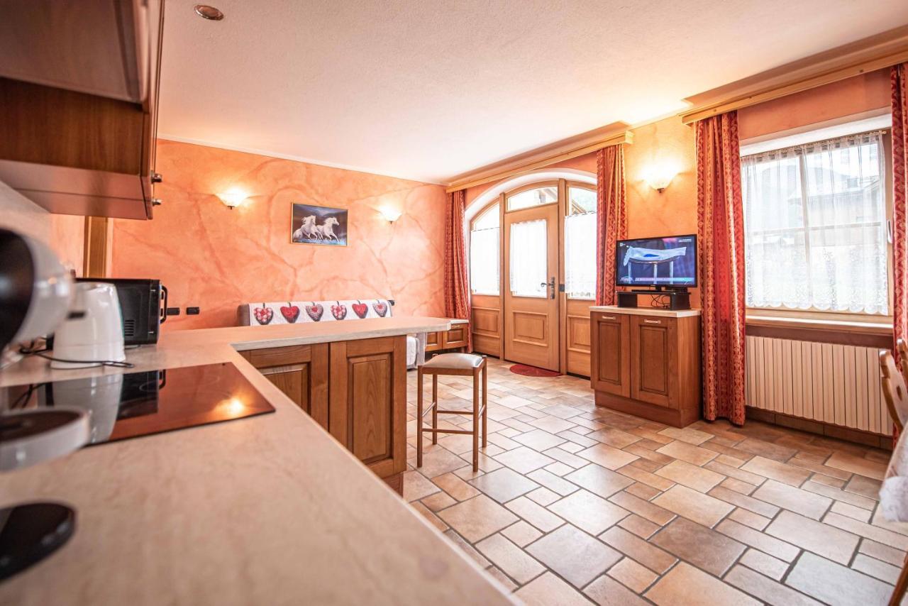 Family House Amalia Myholidaylivigno Exterior photo