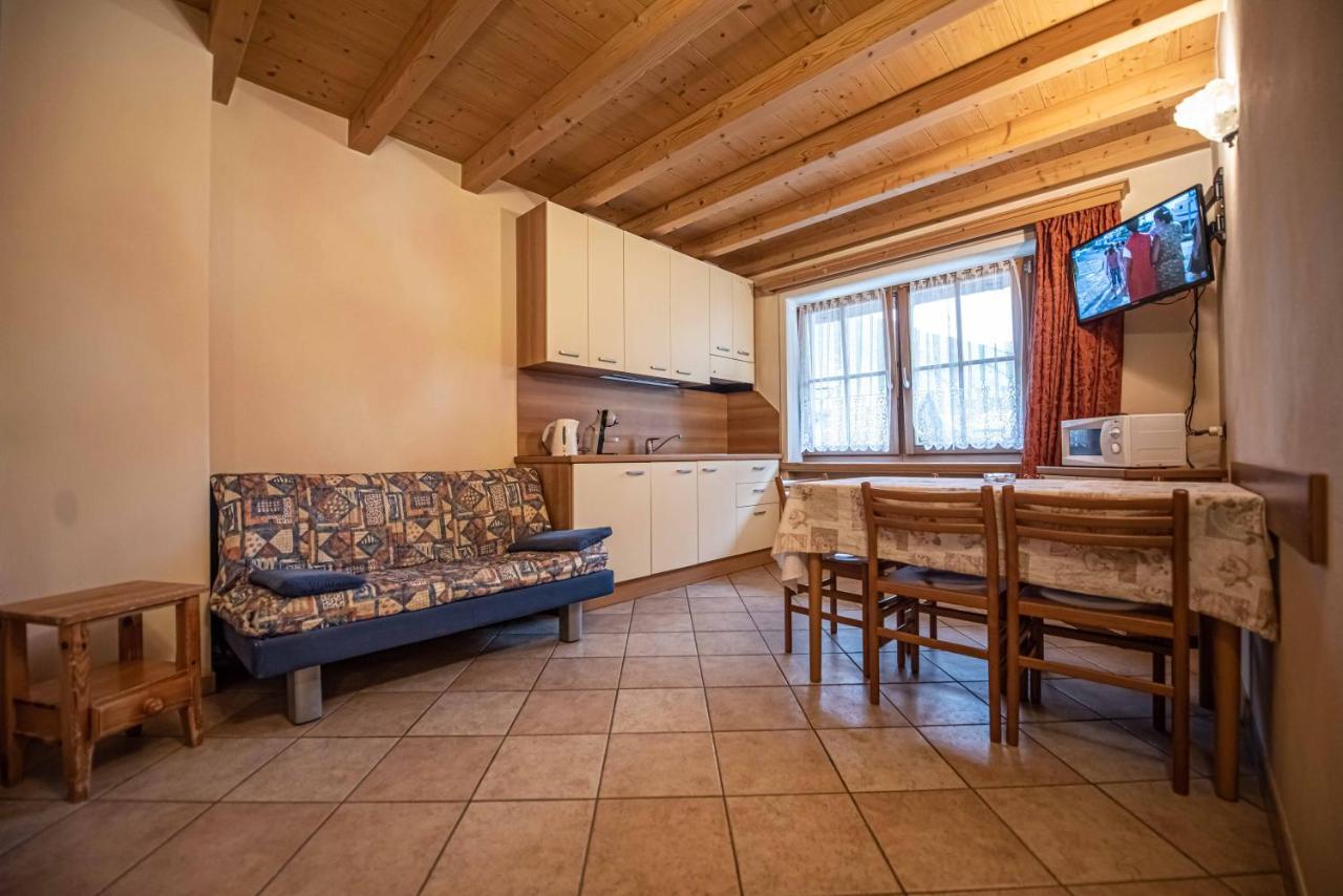 Family House Amalia Myholidaylivigno Exterior photo